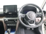 見通しのよいすっきりとした視界で、誰でも運転しやすいです。運転のしやすさは疲れにくさにも繋がりますよ♪