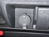 シガーソケット用の充電器が使用可能です!