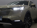 【LEDヘッドライト】悪天候や夜間走行時も良好な視界を確保し安心して運転できる高輝度LEDヘッドライトを装備!点灯速度が早く、消費電力も抑えられています!!
