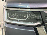 LEDヘッドライトは、点灯の瞬間から最大光量を発揮し、突然暗くなるトンネルなどでの安定感を高めます。