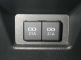 【充電用USB端子】デバイスの充電に便利です。※実際の接続端子は写真で確認or店舗までご気軽にお問合せください♪