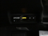 【ETC2.0車載器】料金所での決済だけでなく、渋滞などの道路情報と連動してさまざまなサービスを受けることができる、次世代型のETC車載器を装着しています!