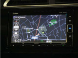 純正ベーシックインターナビ(VXM-194VFi)&バックカメラが装備されているので、普段の使い勝手もロングドライブも快適です。