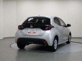 ボディカラーはシルバーメタリック<1F7>です。