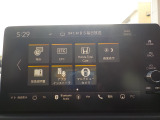 好きな音楽のメドレーを車内で流せたら素敵だと思いませんか?bluetoothオーディオが装備されております。