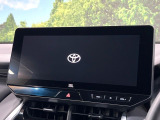 【12.3インチワイドナビ】高級感とインパクトのある大型ワイドナビを装備。各種オーディオ操作はもちろん、横長ワイド画面でのマップ2分割表示など、利便性も高いナビです♪