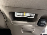 いまや快適なカーライフに欠かせないETCが付いています。