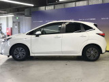 エンジンルーム、室内、クリーニング済みです。厳選したお車を屋内展示場にて展示中☆車両品質には自信がございます!ぜひ一度ご来店ください!!