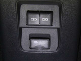 【電源コンセント】非常時やキャンプなどに役立つAC100V/1500Wコンセント付きです。