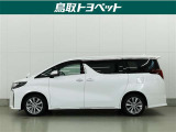 中古車は全く同じというものがなく、1台1台全てコンディションが異なります。同じようなお車でも、整備状況、外内装の状態など様々です。当店では入庫した車輌をコンディションに合わせて徹底的に仕上げています。