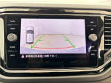 カラーバックモニター搭載しています。リアの映像がカラーで映し出されますので日々の駐車も安心安全です。