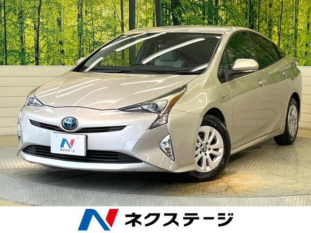 トヨタ プリウス 