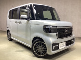 指定工場併設で末永く品質を保ちます。12ヶ月点検や車検はもちろんのこと、国家資格整備士によるお車のアドバイスも致します。