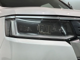 LEDヘッドライトは、点灯の瞬間から最大光量を発揮し、突然暗くなるトンネルなどでの安定感を高めます。