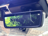 【デジタルインナーミラー】後席の大きな荷物や同乗者で後方が確認しづらい時でも安心!カメラが撮影した車両後方の映像をルームミラー内に表示。クリアな視界で状況の確認が可能です!