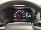 見やすいメーターレイアウトで運転をサポート!