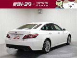 「中古車ハイブリッド保証」付き。ハイブリッド機構を無償で保証します。保証期間は、初度登録年月から10年目まで、またはロングラン保証が終わってから3年間。ただし累計走行距離が20万km以内です。