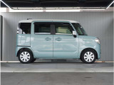 【艶のあるボディ】外装も目立つキズ等も無くコンディション良好です。入庫時にしっかりと洗車しております。