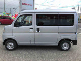 納車前にはプロのメカニックが点検、整備を行いますので安心してお乗り頂けます。