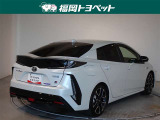 色は人気のプラチナホワイトパールマイカです。