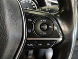ステアリング右側には、運転支援機能を手元で操作できるスイッチ類を配置しています