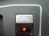 ●Start/Stop●ブレーキを踏みボタンを長押しするだけで、キーの抜き差しなく簡単にエンジンをかける事が出来ます。