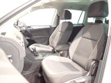 清潔で広々した座席です!是非、現車を見て体感してみてください。