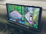 【マルチビューカメラシステム】専用のカメラにより、上から見下ろしたような視点で360度クルマの周囲を確認することができます☆死角部分も確認しやすく、狭い場所での切り返しや駐車もスムーズに行えます。