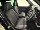 女性でも運転がしやすいように、シートの高さ調整機能(シートリフター)がついています。