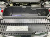 後席を格納すると、これだけの広さが!シーンに合わせたシートアレンジで、大きな荷物も積むことが出来ます♪