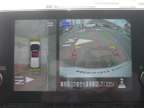 アラウンドビューモニター(車両を上から見たように表示)装着で車庫入れをサポート