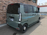 オプションになりますが、ボディーコーティングもご用意しております。新車の輝きに近づき、洗車などのお手入れも楽になりますよ。