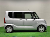 ドアは約90度に開くので荷物も積み込みやすく、乗り降りもしやすい♪ ロングドライブも快適に過ごせる工夫がいっぱいです♪♪