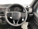 運転中も見やすいメーター。