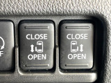 【両側パワースライドドア】スマートキーや運転席のスイッチで後席両側スライドドアの開閉が可能♪電動だから力を入れてドアを開ける必要が無く、小さなお子様でも簡単に開け閉めでき快適です♪