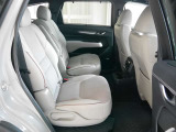 マツダ車はもちろんのこと、他銘柄のお車も豊富に展示中!!あなたにぴったりのお車が見つかるはず!米子マツダ中古車スタッフ全員でお待ちしております♪