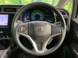 【ステアリングスイッチ】運転中、前方から目線をそらすことなく、オーディオ等の操作が可能な便利機能!安心&快適なドライブを演出してくれます♪