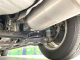 お車を安心してお乗りいただく為には、足回りの定期点検が欠かせません。サービスサポート(有償保証)では無料点検もご提供しており、安心のカーライフをお過ごしいただけるサポート体制が整っています。