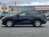 街乗りにも!オフロードにも!RAV4に乗っていれば間違いなし!支持率の高いSUVです☆