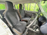 運転席シート廻りは使用感も少なく、良好な状態となっています。丁寧に使われていたことがよくわかりますね。