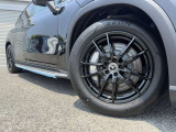 メルセデス・ベンツの定める厳しい基準をクリアしたお車のみをご案内させて頂きます。納車前整備はメーカー規定に基づき最大100項目にも及ぶ点検を熟練のメカニックによって行いご納車させて頂きます。