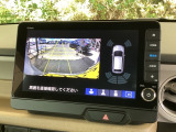 バックも安心のバックカメラ付いています。バックカメラがあると、いつでも安全にバックできますね。死角も減ります。
