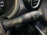 【オートライト】周囲の明るさに応じ自動でライトが点灯・消灯。思いやりライト機能で、トンネルや夕暮れ時の走行、雨の中の走行等、ドライバーが忘れそうなタイミングをサポート。ハイビームアシスト機能付きです。