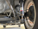 お車を安心してお乗りいただく為には、足回りの定期点検が欠かせません。サービスサポート(有償保証)では無料点検もご提供しており、安心のカーライフをお過ごしいただけるサポート体制が整っています。