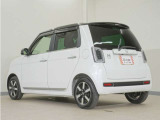当社では、お客様に安心してお車をお選びいただくため、ご購入前に現車のご確認をお願いしております。