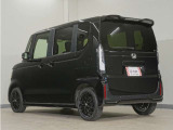 当社では、お客様に安心してお車をお選びいただくため、ご購入前に現車のご確認をお願いしております。