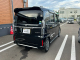 斜め後ろの画像です。是非現車をご確認ください!