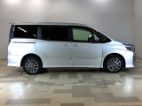 【ニオイについて】 タバコや芳香剤、ペット歴を含めた車内のニオイに関しては感じ方に個人差がある為、実車にてご自身でご確認頂いております。WEB表記より実車を優先させて頂きますのでご了承下さい。