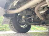 お車を安心してお乗りいただく為には、足回りの定期点検が欠かせません。サービスサポート(有償保証)では無料点検もご提供しており、安心のカーライフをお過ごしいただけるサポート体制が整っています。