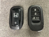 スマートキーです!ドアの施錠・解錠・エンジンの始動がスムーズで大変便利です!